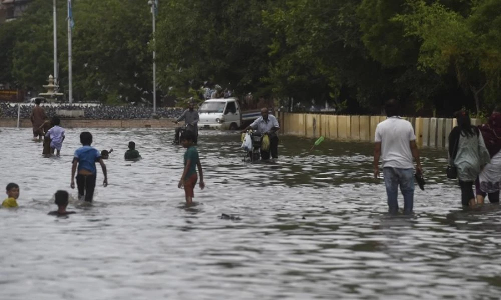 Πακιστάν: Δεκάδες νεκροί από πλημμύρες που πλήττουν τη χώρα